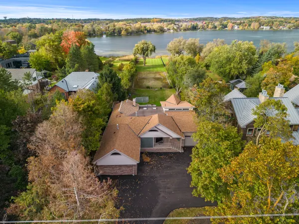 414 Sunset Beach RD, Richmond Hill, ON L4E 3H9