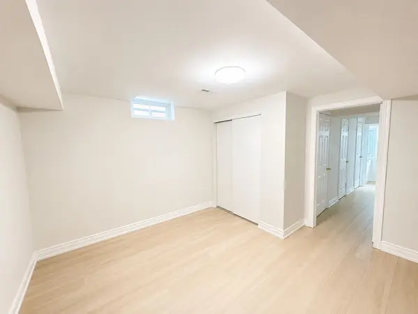 9 Captain Francis DR #Bsmt, Markham, ON L3R 9C7