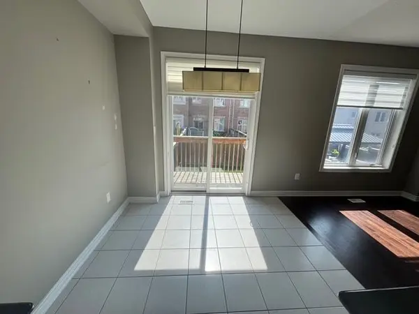 119 Rothwell ST, Aurora, ON L4G 0V8