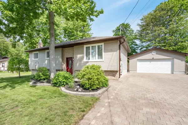 730 Trinity ST, Innisfil, ON L9S 2G8