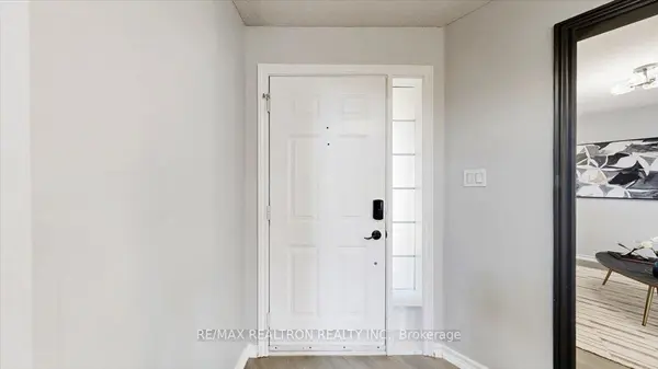 19 Tamarack TRL, Barrie, ON L4N 9S1