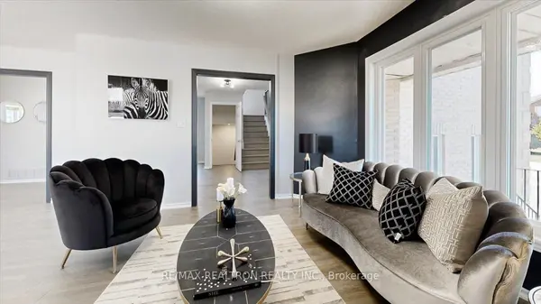 19 Tamarack TRL, Barrie, ON L4N 9S1