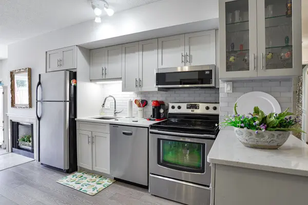 60 Laguna Pkwy #16, Ramara, ON L0K 1B0