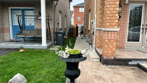 60 Nahani WAY #Basement, Mississauga, ON L4Z 4J8