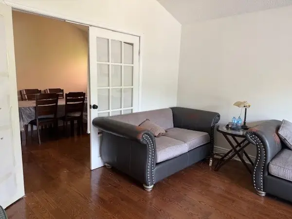 2783 Kingsberry Upper Level CRES, Mississauga, ON L5B 2K6