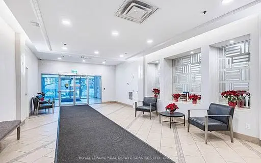 9 George ST N #1602, Brampton, ON L6X 0T6