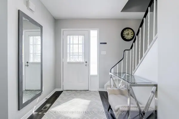 72 Karen CT, Orangeville, ON L9W 3S3