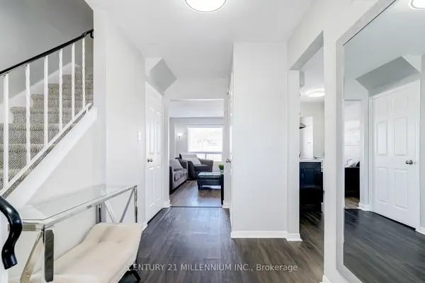 72 Karen CT, Orangeville, ON L9W 3S3