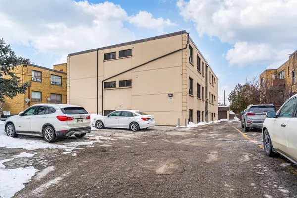 2637 Keele ST #2, Toronto W04, ON M6L 2P2