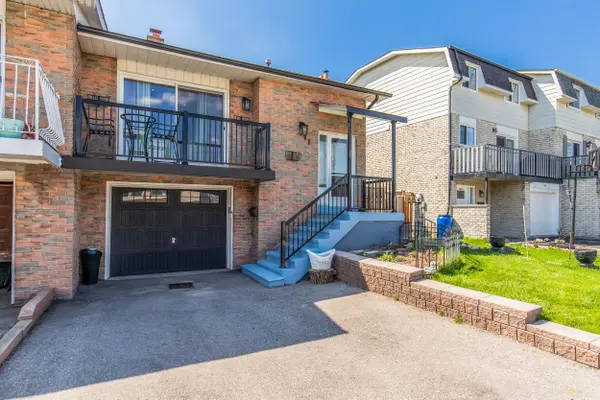 88 English ST, Brampton, ON L6X 2P6