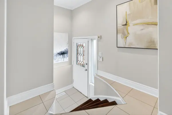 88 English ST, Brampton, ON L6X 2P6