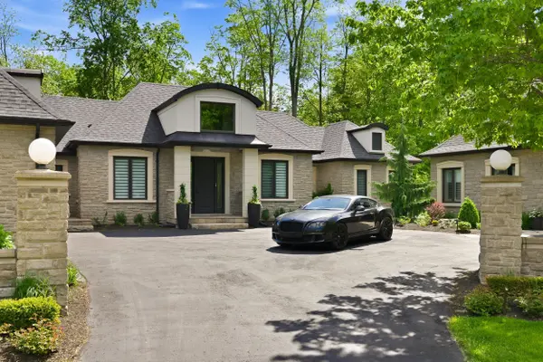 3205 Highpoint CT, Burlington, ON L7P 0P9