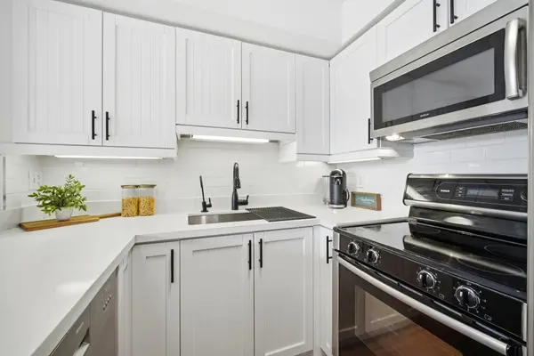 125 George Appleton WAY #2020, Toronto W05, ON M3M 0A2