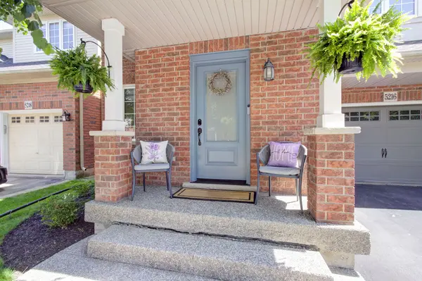 5216 Garland CRES, Burlington, ON L7L 7K9
