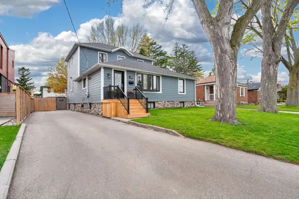 40 Briarwood AVE, Mississauga, ON L5G 3N6