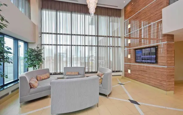 3985 Grand Park DR #1004, Mississauga, ON L5B 0H8