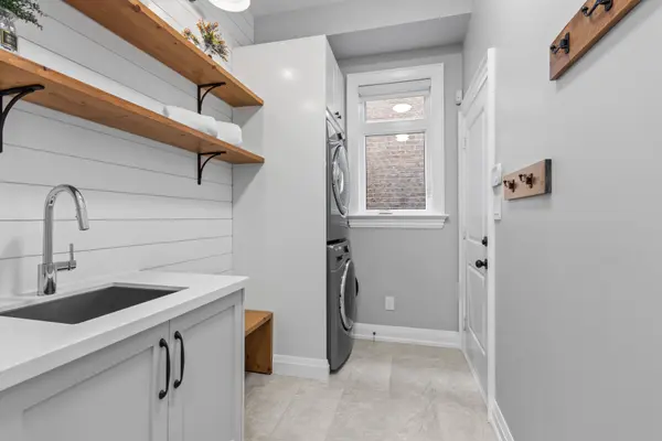 46 Foxtail CT, Halton Hills, ON L7G 0J6