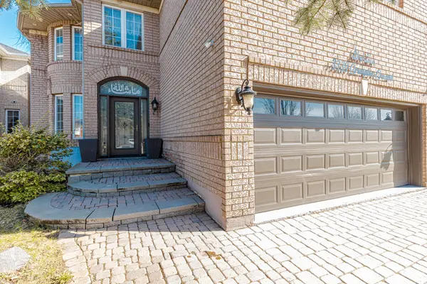 3339 Crompton CRES, Mississauga, ON L5B 4C7