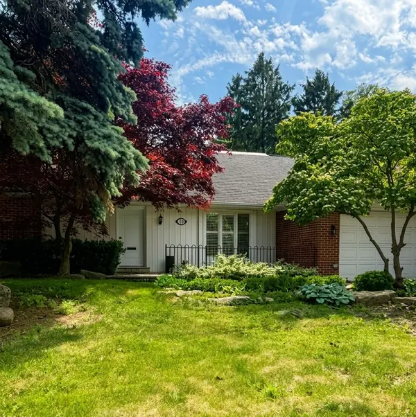 79 Anglesey BLVD, Toronto W08, ON M9A 3C2