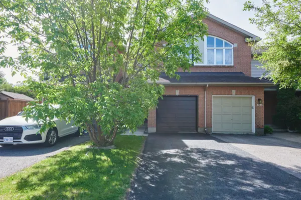 4310 Sunwood CRES, Cyrville - Carson Grove - Pineview, ON K1J 1B9