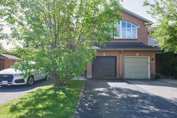 4310 Sunwood CRES, Cyrville - Carson Grove - Pineview, ON K1J 1B9