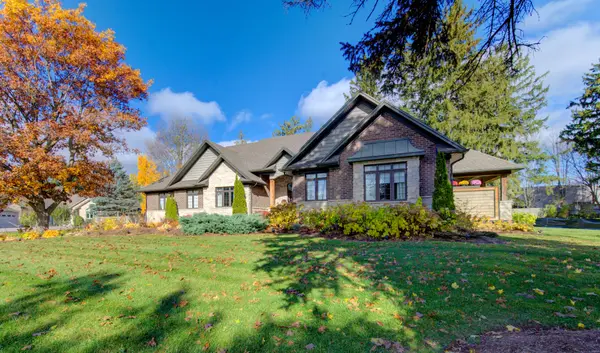 52 Edgehill DR, Kitchener, ON N2P 2C6