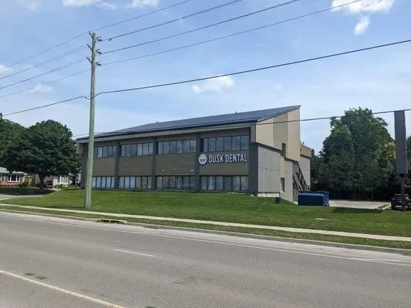 1555 Glenora DR #202, London North, ON N5X 1V7