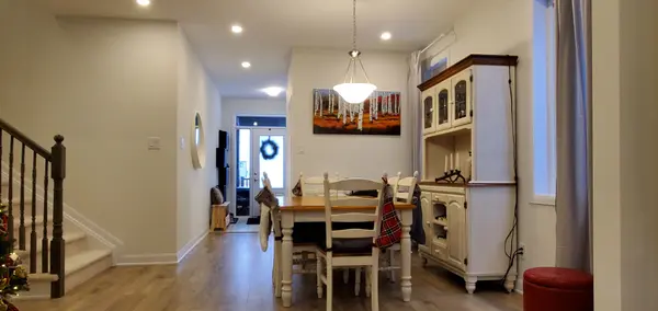 1005 Parabolica WAY, Kanata, ON K2T 0P8