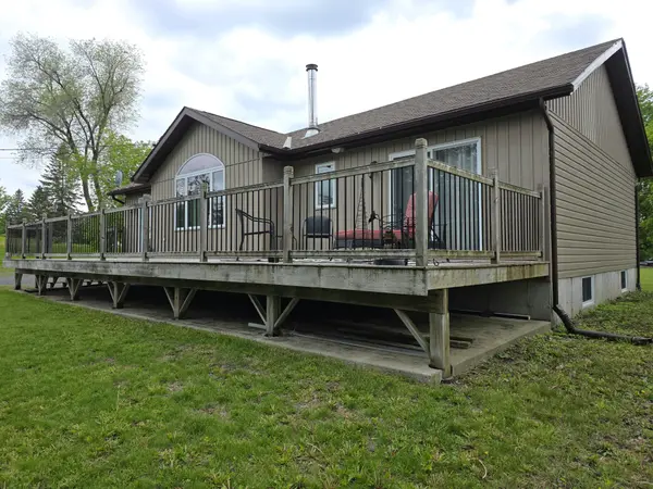 2931 McNairn DR, Cornwall, ON K0C 1P0