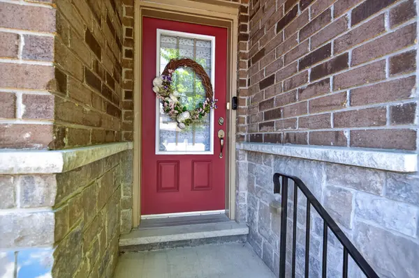 36 Banks ST, Brantford, ON N3T 0H7
