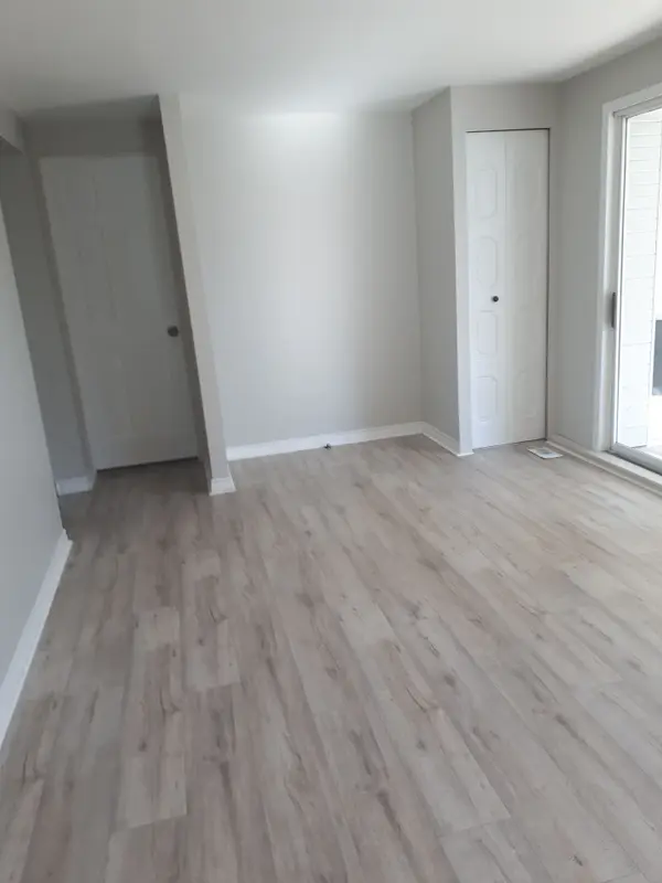 7592 Flewellyn RD, Stittsville - Munster - Richmond, ON K2S 1B6