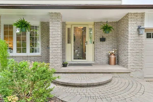 28 Briarwood CRES, Belleville, ON K8N 5K9