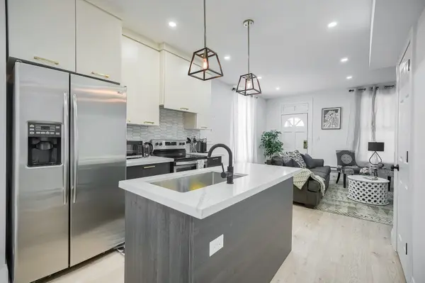 8 Elizabeth ST, St. Catharines, ON L2R 2L1