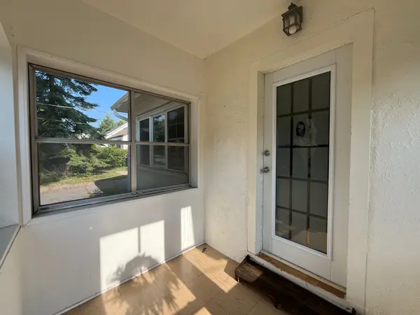 7 Third AVE, Kingston, ON K7K 2J4