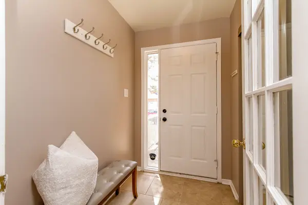 39 HUNTINGS END AVE, Kanata, ON K2M 1R2