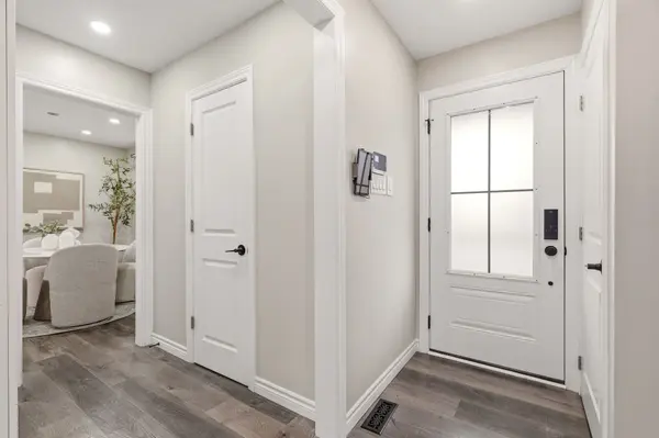 1191 Limeridge RD, Hamilton, ON L8W 1E9