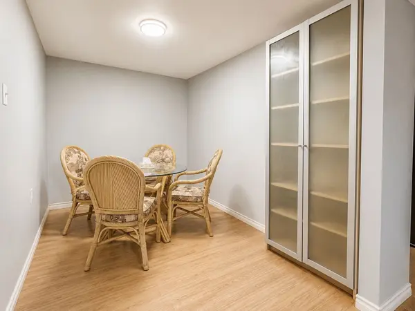 403 Denlow AVE #Basement, Hamilton, ON L9C 1K1