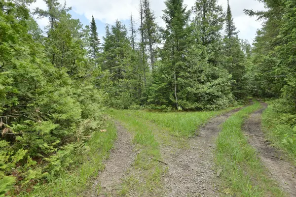 0 Mast RD, Mcnab/braeside, ON K7S 3G8