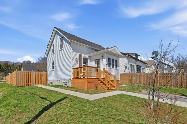 40 Smith ST, Port Hope, ON L1A 3A4