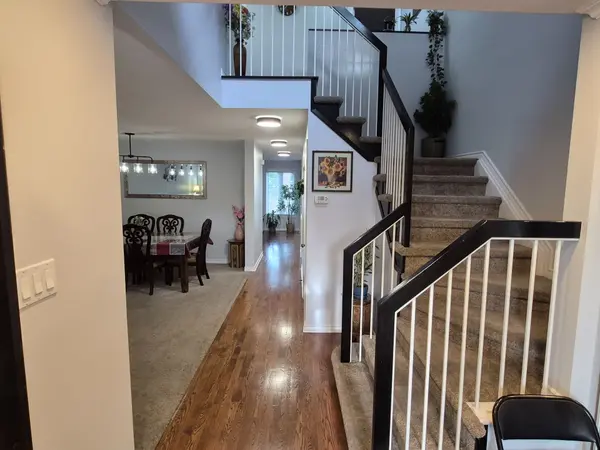 192 Windhurst DR, Barrhaven, ON K2G 6J4