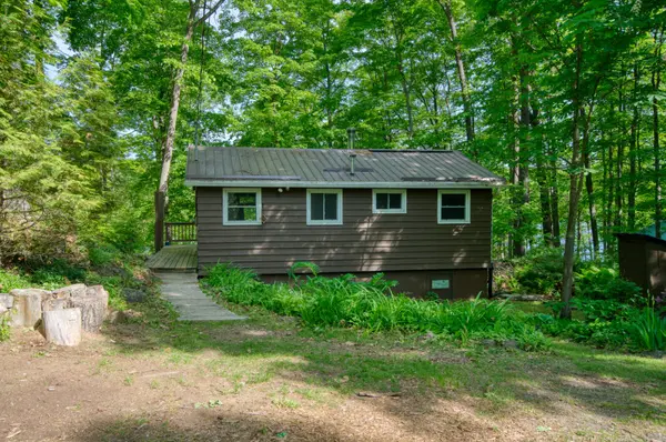 87 Mill Bay LN, Frontenac, ON K0H 2B0
