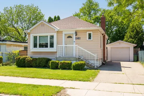 420 Upper Gage AVE, Hamilton, ON L8V 4H9