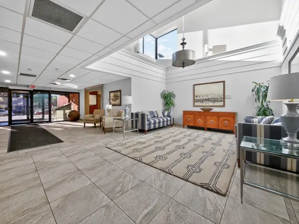 165 Ontario ST #505, Kingston, ON K7L 2Y6