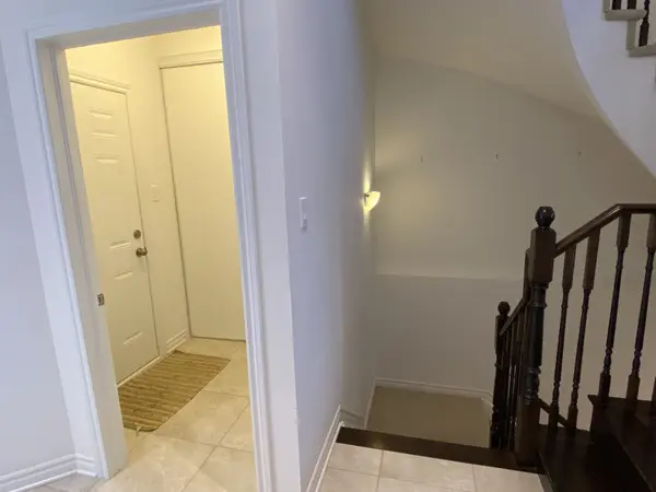 1119 TISCHART CRES, Kanata, ON K2T 0G4