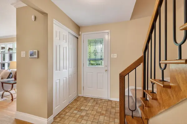 2067 Woodglen CRES, Beacon Hill North - South And Area, ON K1J 6G6