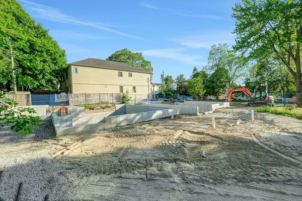 551 Edison AVE, Carlingwood - Westboro And Area, ON K2A 1V5