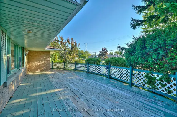 1095 Spears RD, Fort Erie, ON L2A 4N2