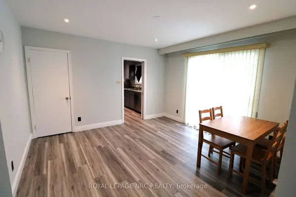 1095 Spears RD, Fort Erie, ON L2A 4N2