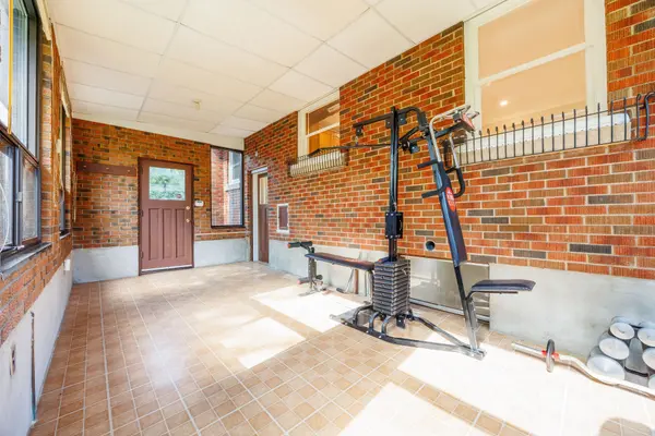 127 Louth ST #Unit#2, St. Catharines, ON L2S 2T8