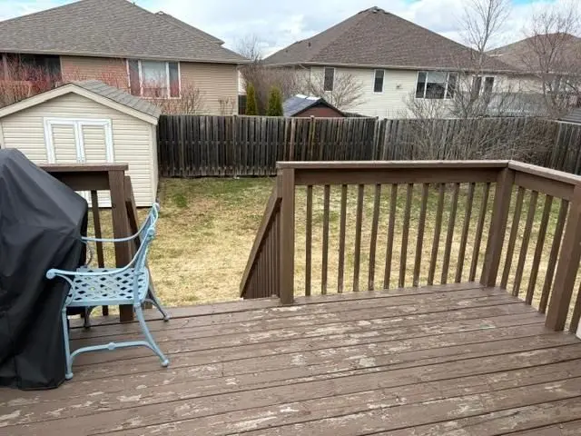 340 Clearwater WAY, Thunder Bay, ON P7B 7B7